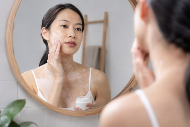 Chăm sóc dịu nhẹ và theo dõi đều giúp da phục hồi ổn định hơn