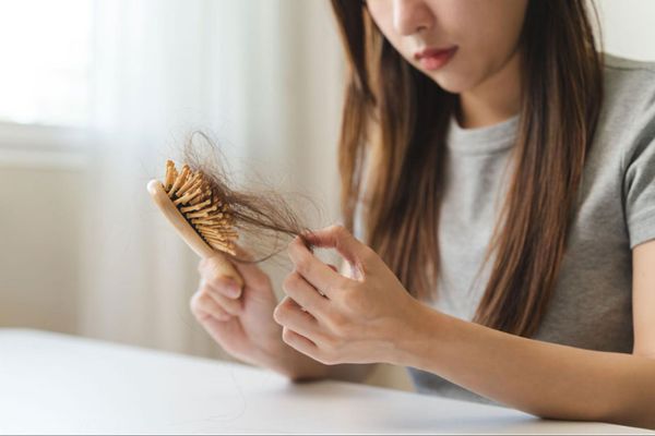 Điều trị rụng tóc công nghệ cao phù hợp người rụng tóc kéo dài