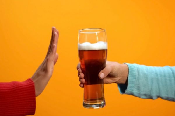 Chuẩn bị kỹ trước tiêm filler cằm giúp giảm sưng tím và biến chứng