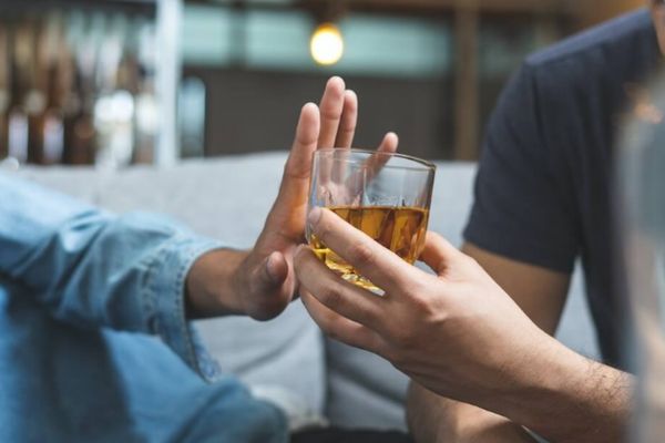 Kiêng rượu bia và chất kích thích để hỗ trợ da phục hồi tốt sau HIFU