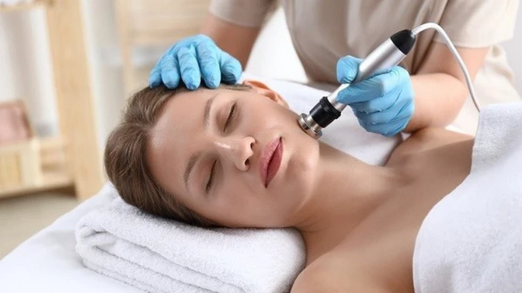 Ai nên và không nên áp dụng công nghệ RF trẻ hóa da