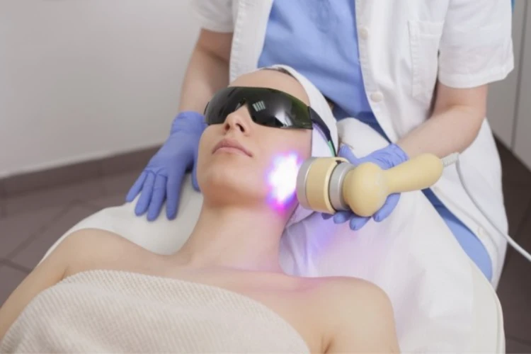Ưu điểm và nhược điểm của phương pháp IPL là gì