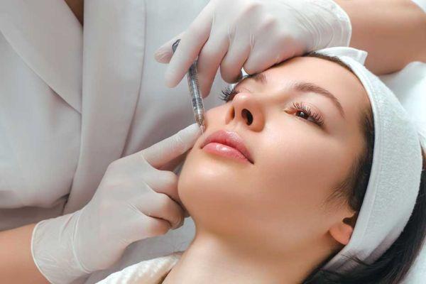 Mesotherapy cấp ẩm sâu, nuôi dưỡng da căng bóng từ bên trong