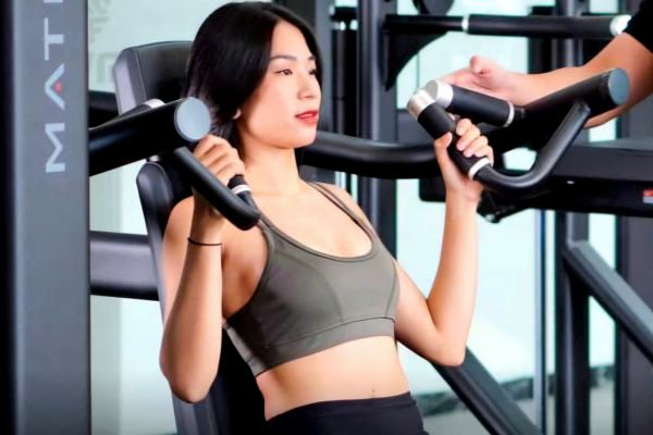 Sau tiêm botox nên tránh vận động mạnh trong 24–48 giờ đầu