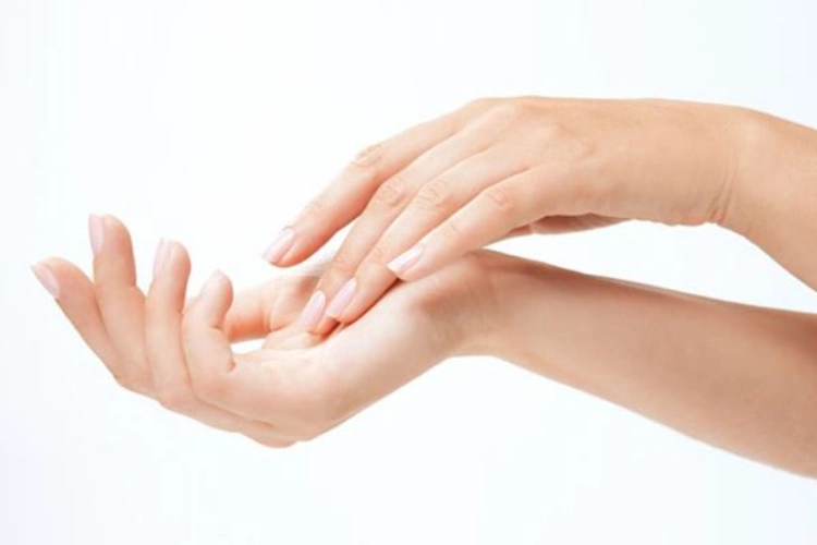 Hiệu quả tiêm botox giảm mồ hôi tay thường kéo dài 4–6 tháng