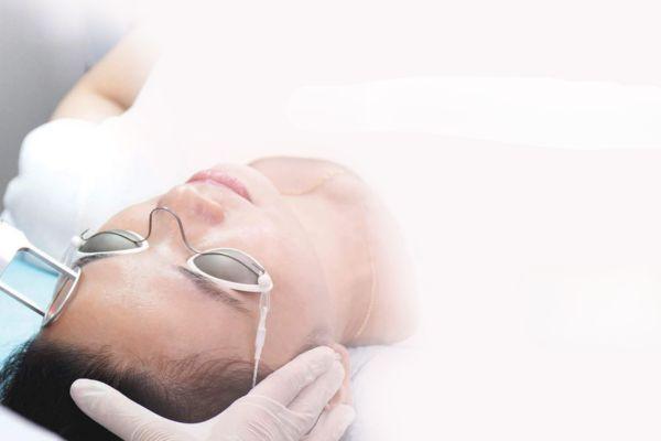 Kết hợp Laser Pico và Laser CO2 thì có ổn không?