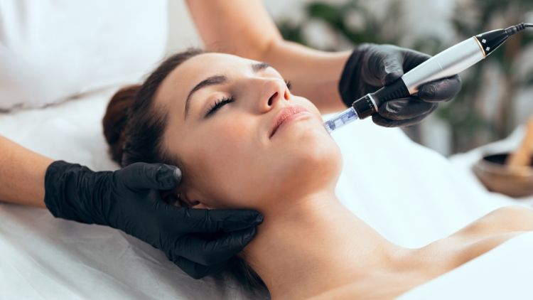 Lumiskin cải thiện nền da và hỗ trợ trẻ hoá tổng thể