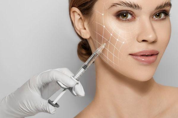 Tiêm Filler và Botox giúp trẻ hóa nhanh và cải thiện đường nét gương mặt