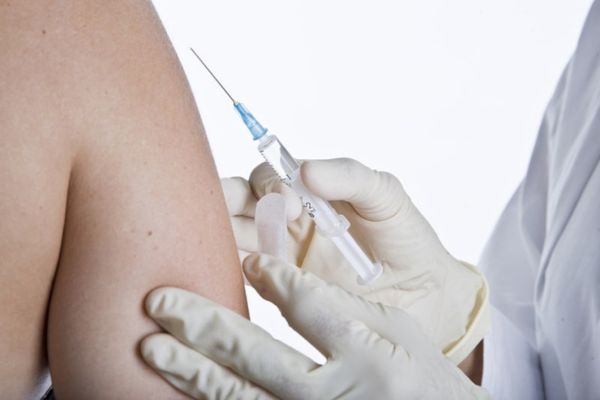 Tiêm botox bắp tay thực hiện theo quy trình chuẩn y khoa