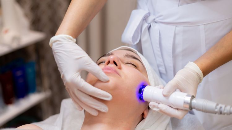 SOFWAVE hỗ trợ săn chắc và nâng cơ không xâm lấn