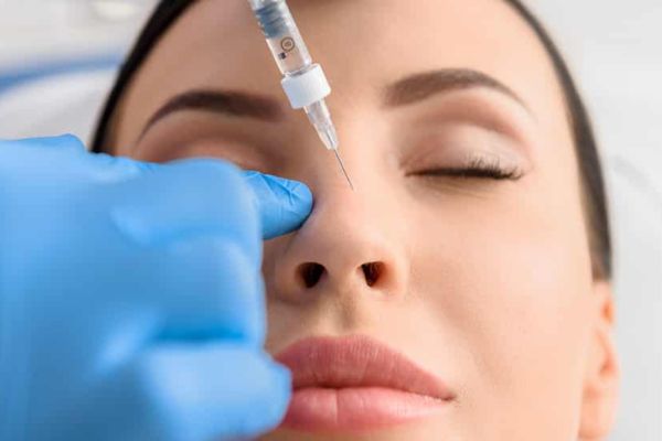 Tiêm filler mũi an toàn nếu đúng kỹ thuật, dùng HA được FDA Hoa Kỳ cấp phép