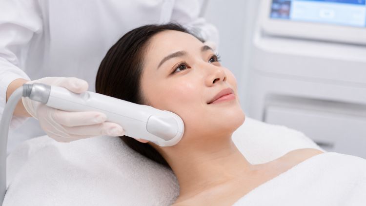 Nhiệt có kiểm soát kích hoạt quá trình tái cấu trúc collagen