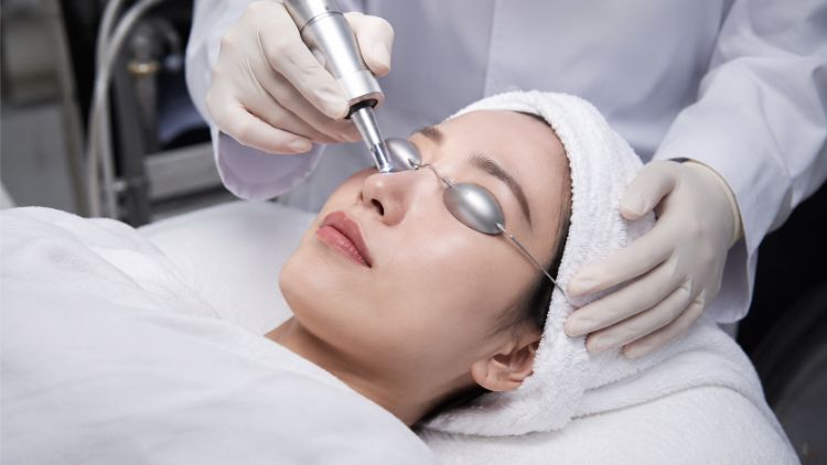 Laser hỗ trợ cải thiện bề mặt da