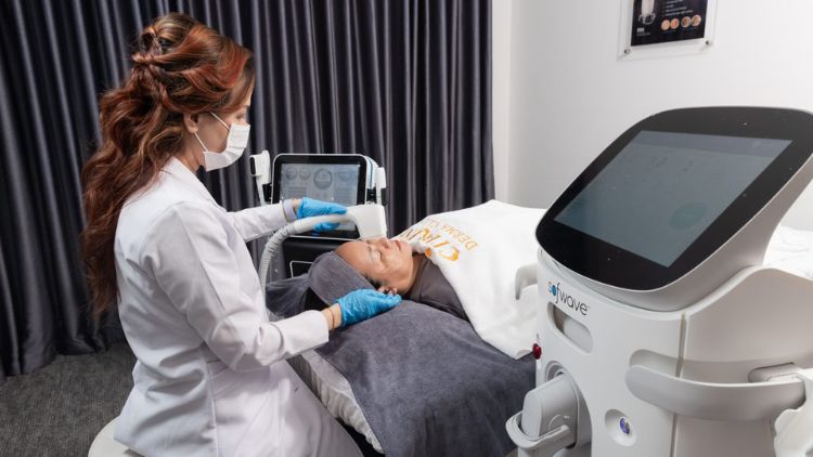 Sofwave hỗ trợ cải thiện độ săn chắc và đàn hồi của da