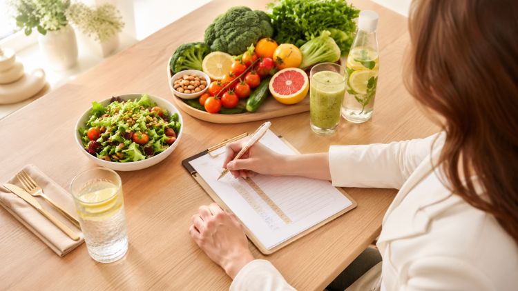 Thói quen lành mạnh giúp duy trì hiệu quả trẻ hóa da lâu dài