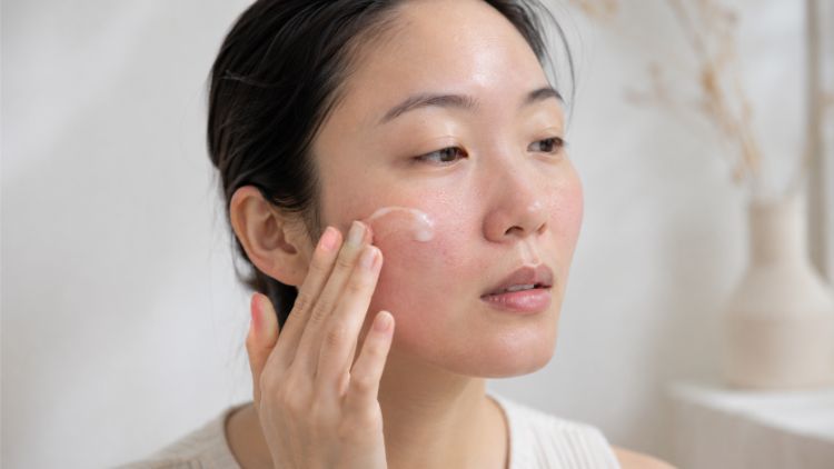 Chăm sóc phù hợp giúp nền da ổn định trước khi thực hiện trẻ hóa