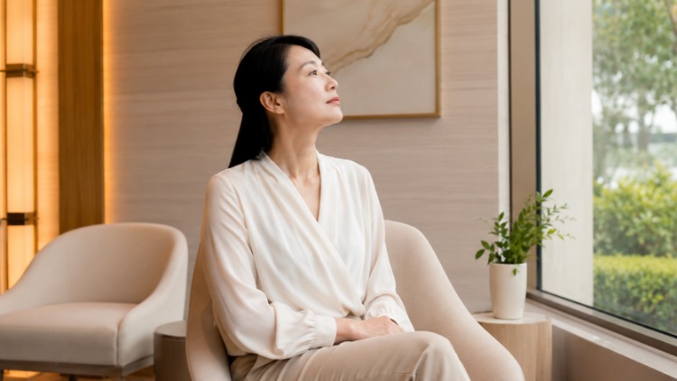 Quan sát đường nét cổ tự nhiên
