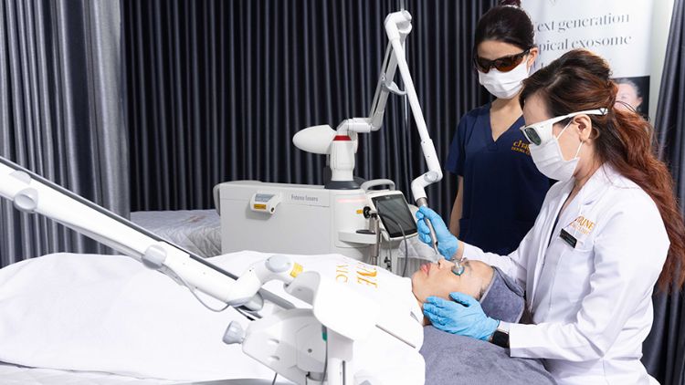Công nghệ điều trị được bác sĩ lựa chọn theo tình trạng da từng thời điểm